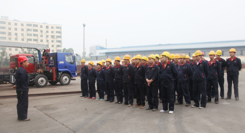 �T���L��